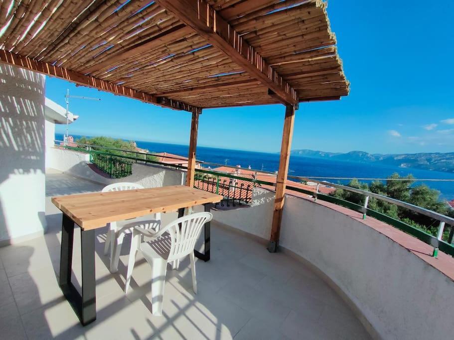 Gocce Di Mare Apartment Cala Gonone Ngoại thất bức ảnh