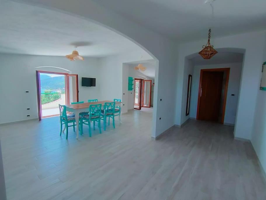 Gocce Di Mare Apartment Cala Gonone Ngoại thất bức ảnh